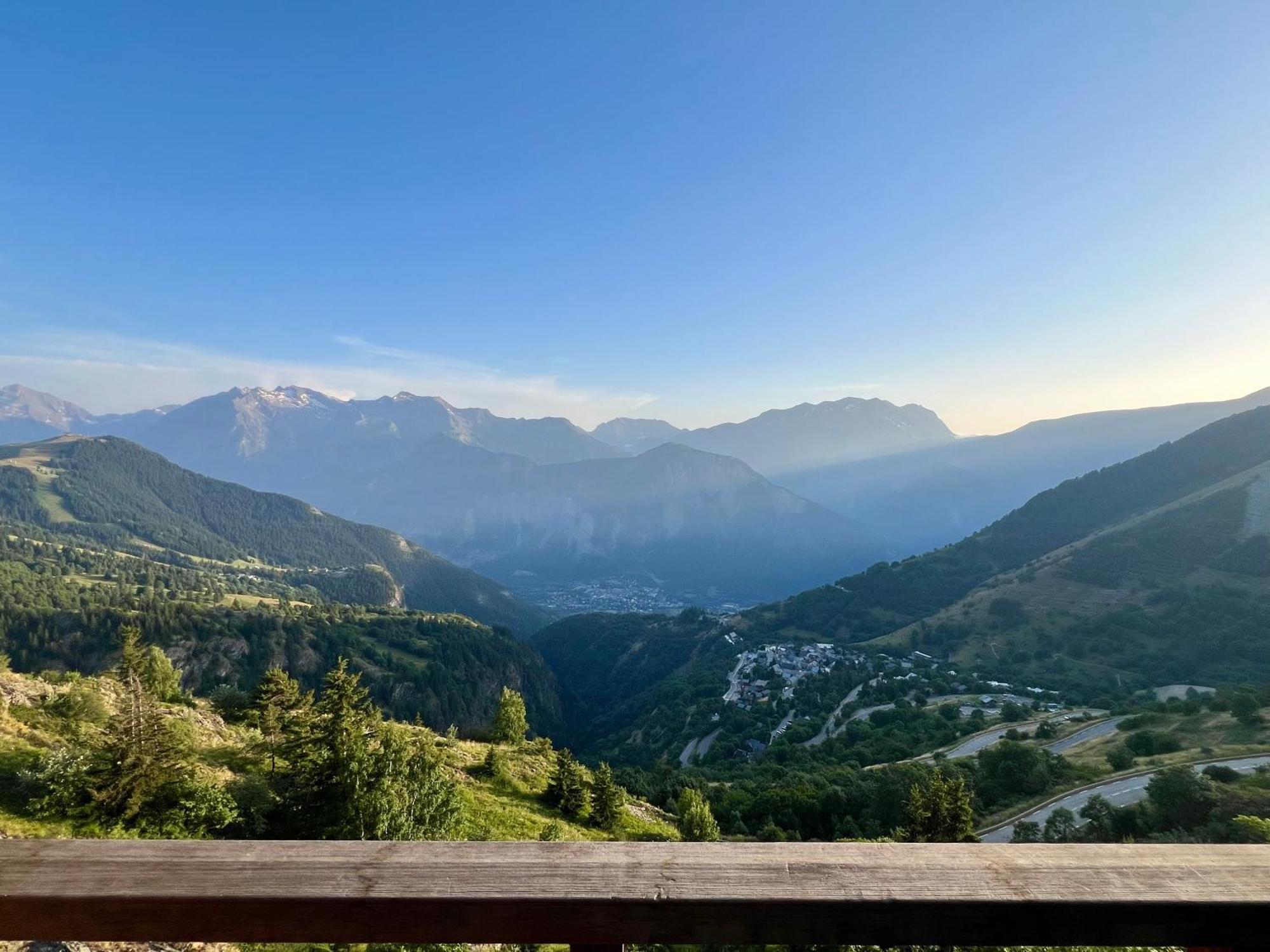 Apartment Stunning With Breathtaking View! Huez